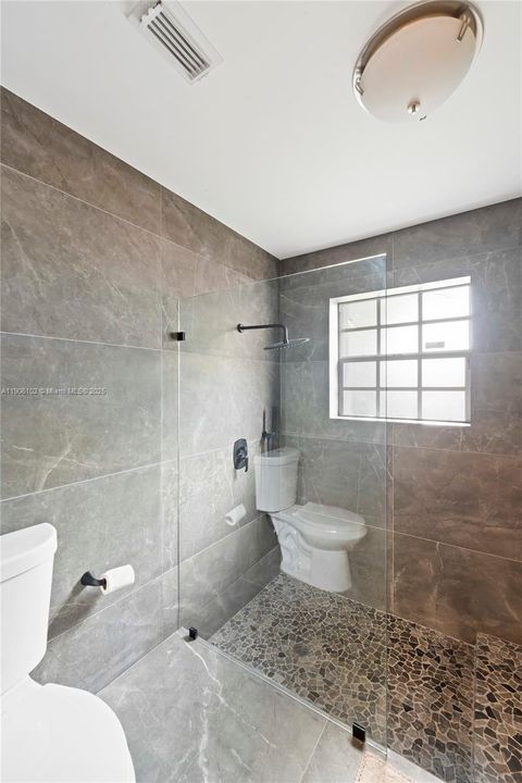 Recently Rented: $3,700 (4 beds, 2 baths, 1799 Square Feet)