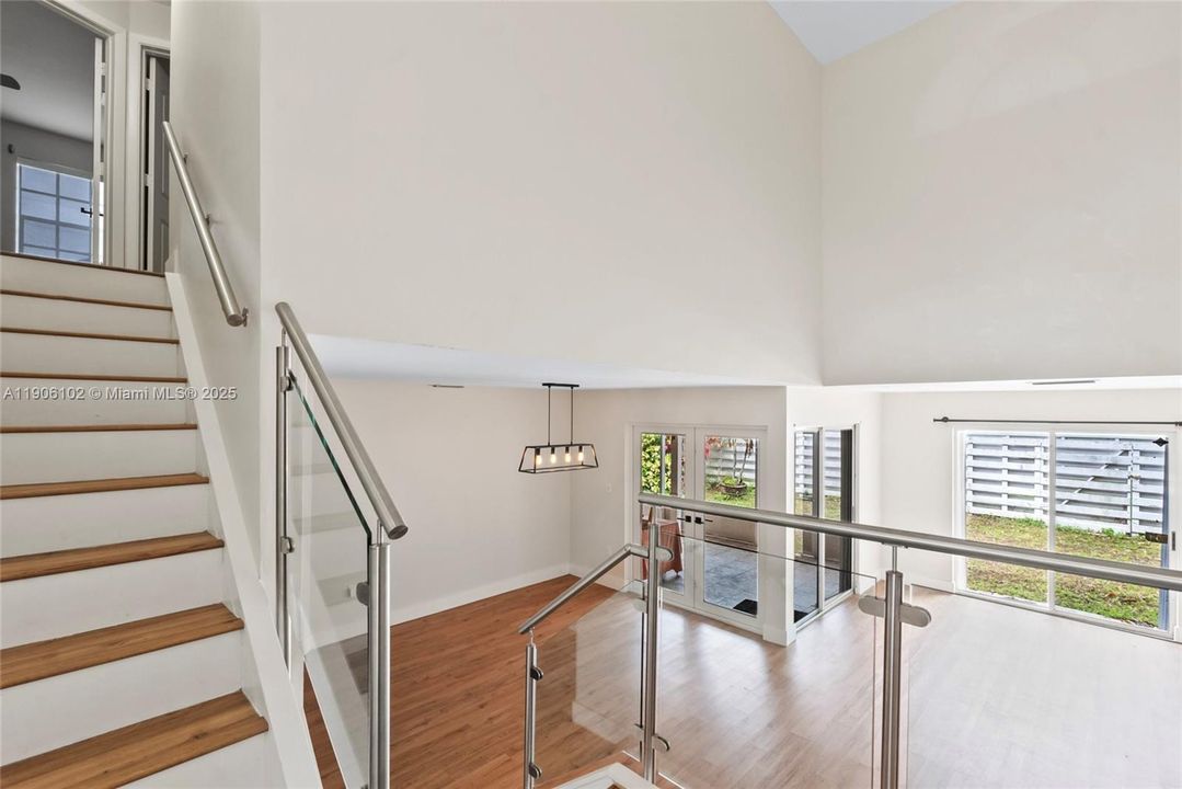 Recently Rented: $3,700 (4 beds, 2 baths, 1799 Square Feet)