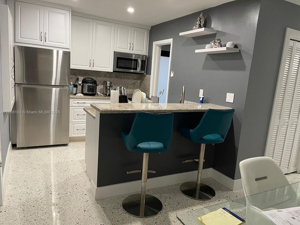 For Sale: $777,000 (3 beds, 2 baths, 1527 Square Feet)