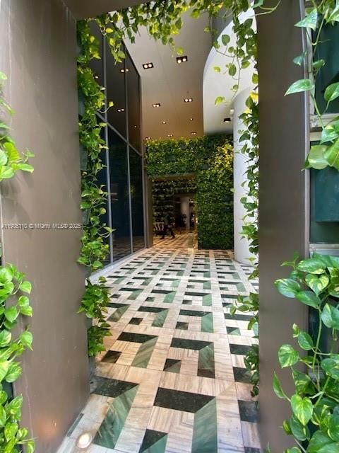 待售: $610,000 (0 贝兹, 1 浴室, 553 平方英尺)