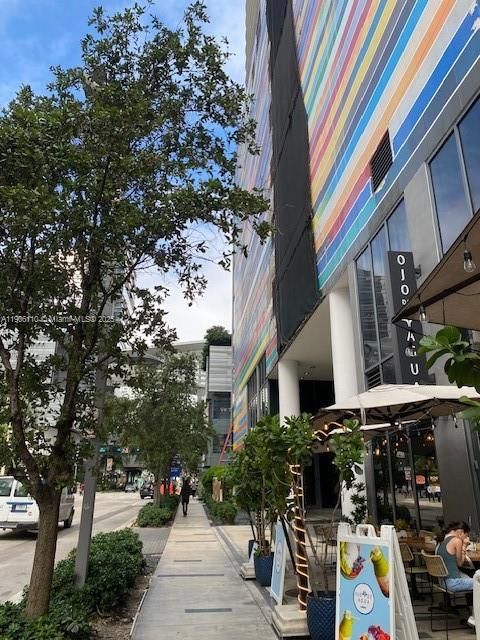 待售: $610,000 (0 贝兹, 1 浴室, 553 平方英尺)