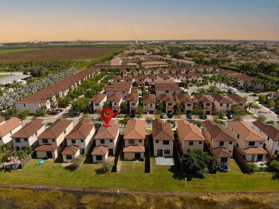 Active With Contract: $405,000 (4 beds, 3 baths, 1768 Square Feet)