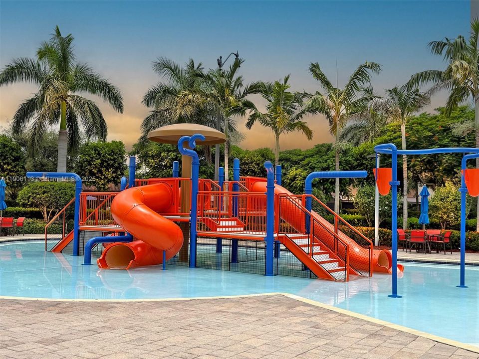 Active With Contract: $405,000 (4 beds, 3 baths, 1768 Square Feet)