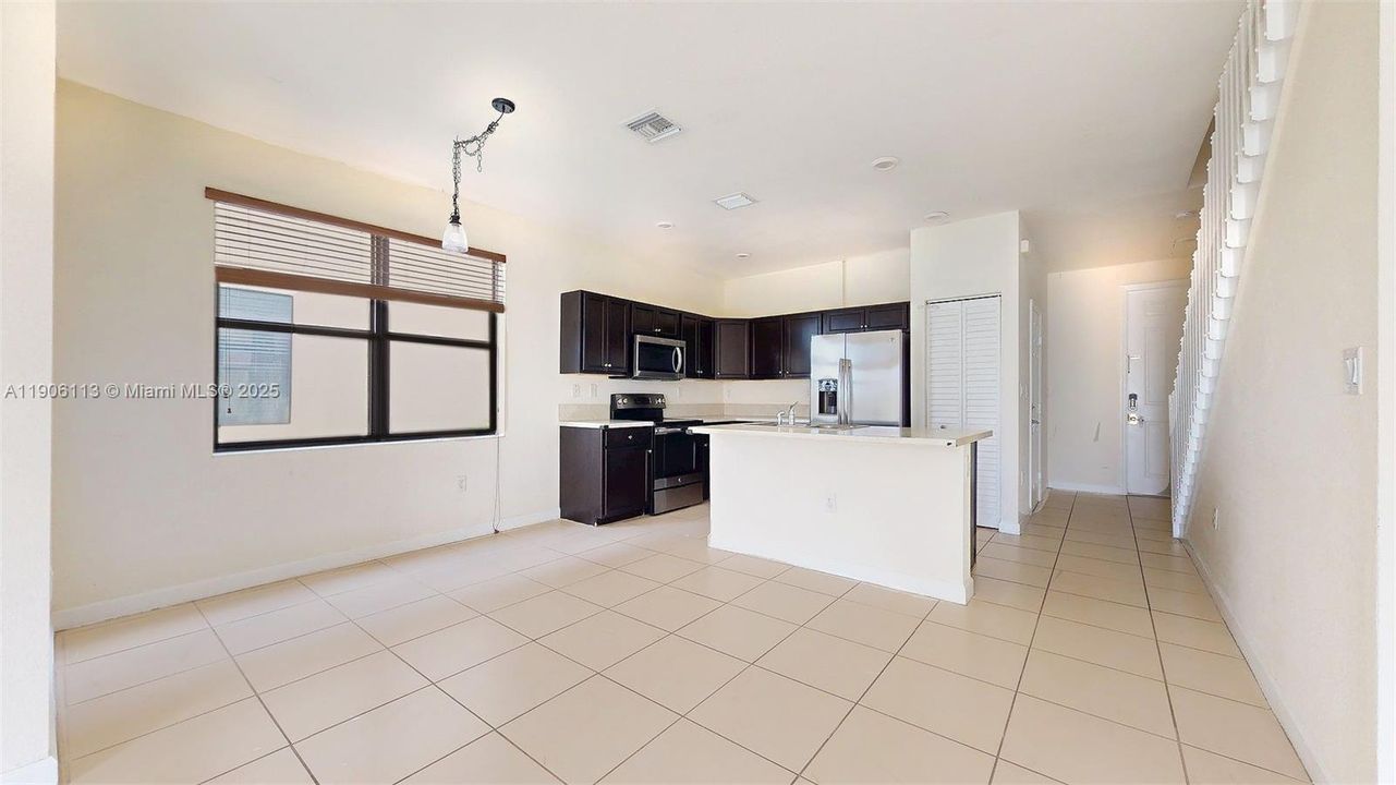 Active With Contract: $405,000 (4 beds, 3 baths, 1768 Square Feet)