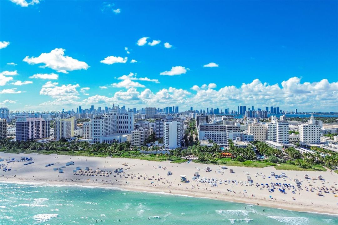 For Sale: $499,900 (1 beds, 1 baths, 820 Square Feet)