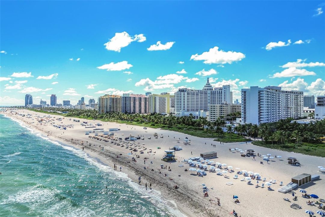 For Sale: $499,900 (1 beds, 1 baths, 820 Square Feet)