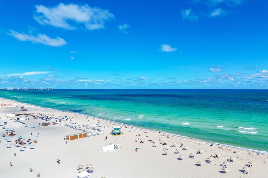 For Sale: $499,900 (1 beds, 1 baths, 820 Square Feet)