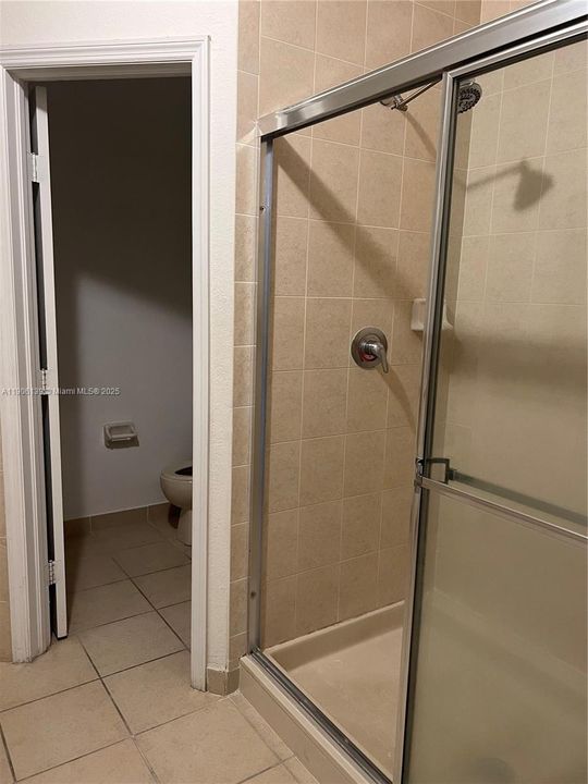 Active With Contract: $3,500 (3 beds, 2 baths, 2080 Square Feet)