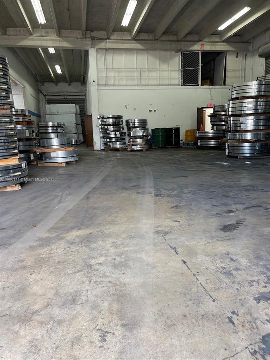 出租: $6,800 (0 贝兹, 0 浴室, 0 平方英尺)