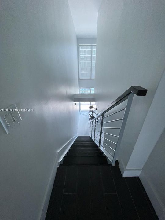 待售: $720,000 (2 贝兹, 2 浴室, 1148 平方英尺)