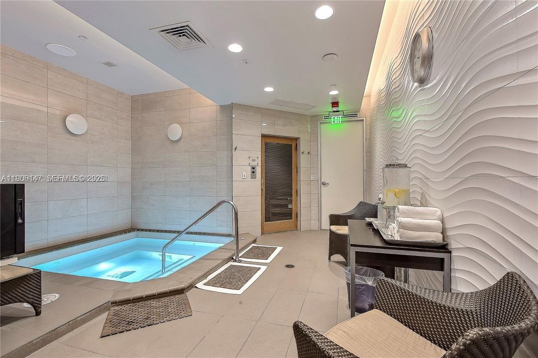 待售: $845,900 (2 贝兹, 2 浴室, 1510 平方英尺)