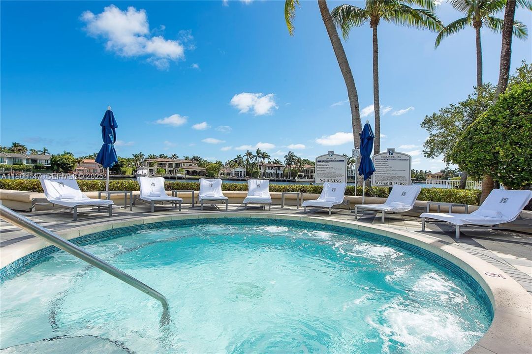 待售: $845,900 (2 贝兹, 2 浴室, 1510 平方英尺)