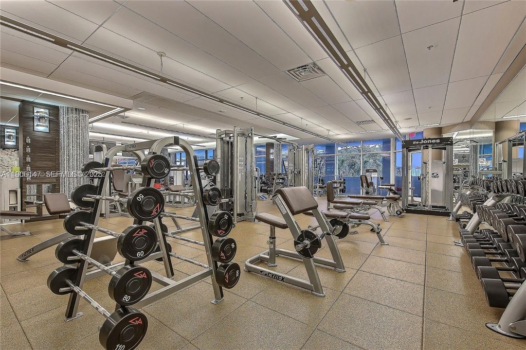 待售: $845,900 (2 贝兹, 2 浴室, 1510 平方英尺)