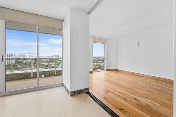 待售: $845,900 (2 贝兹, 2 浴室, 1510 平方英尺)