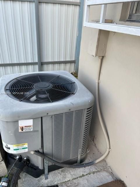 Activo con contrato: $3,000 (3 camas, 2 baños, 1298 Pies cuadrados)