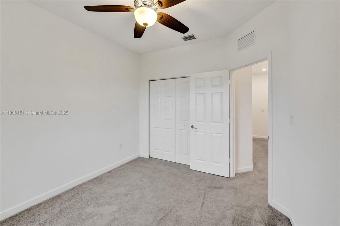 合同活跃: $525,000 (3 贝兹, 2 浴室, 1696 平方英尺)