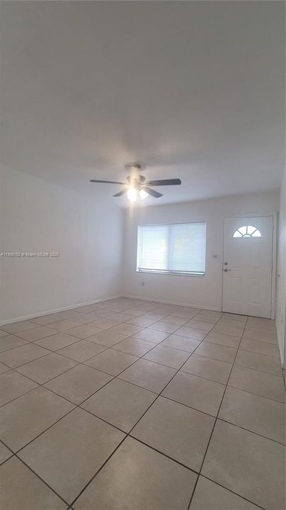 Recently Rented: $1,750 (1 beds, 1 baths, 12950 Square Feet)