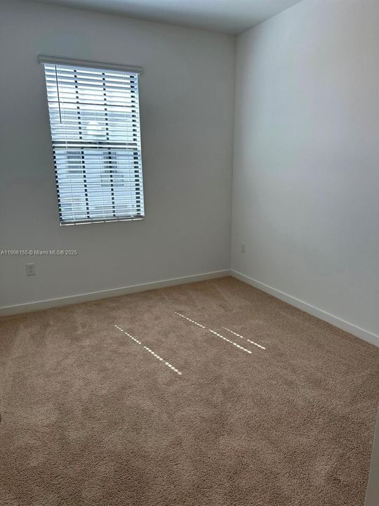 出租: $2,600 (3 贝兹, 2 浴室, 0 平方英尺)