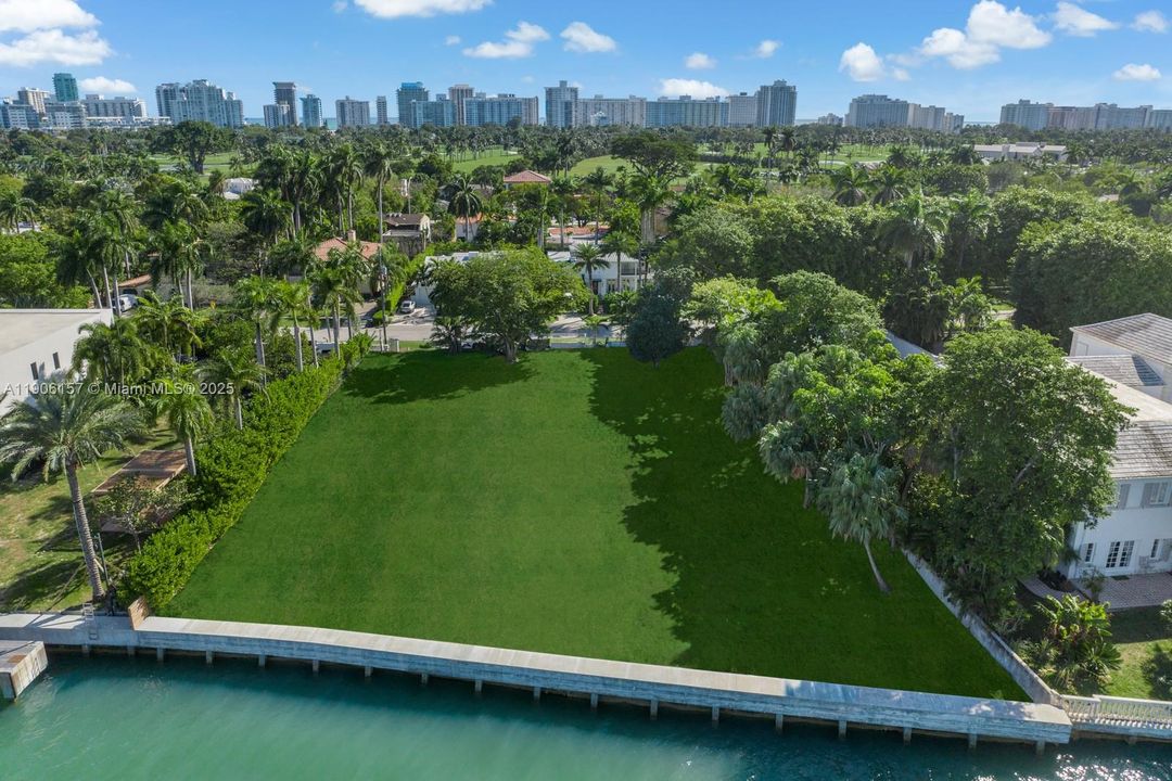 待售: $39,500,000 (0.64 acres)