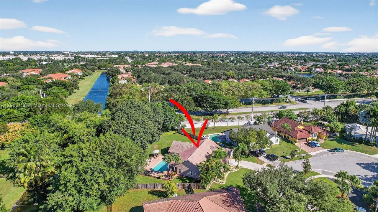 Active With Contract: $850,000 (4 beds, 2 baths, 2779 Square Feet)