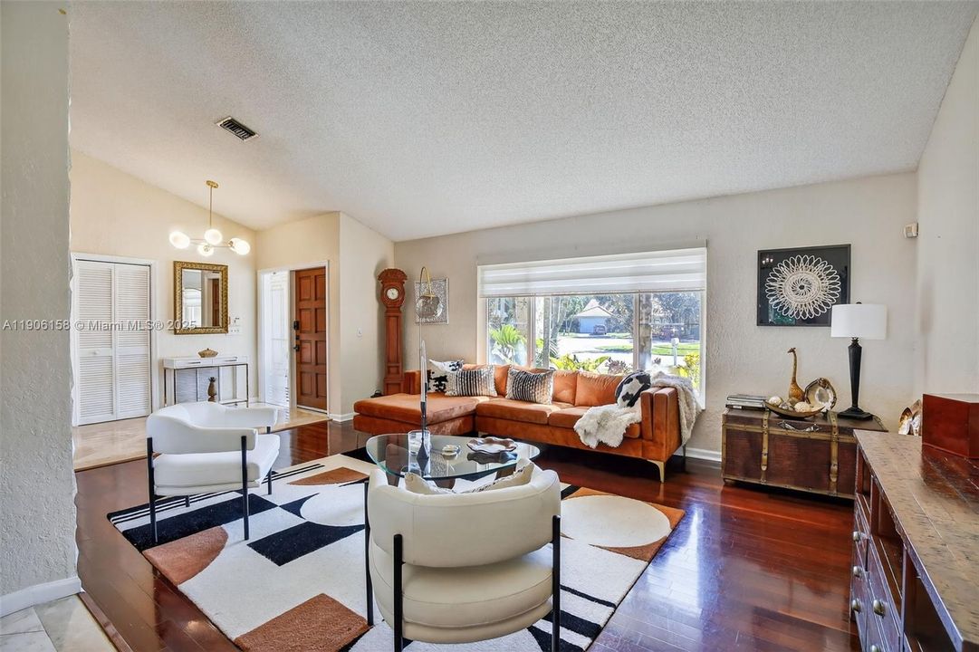 Active With Contract: $850,000 (4 beds, 2 baths, 2779 Square Feet)