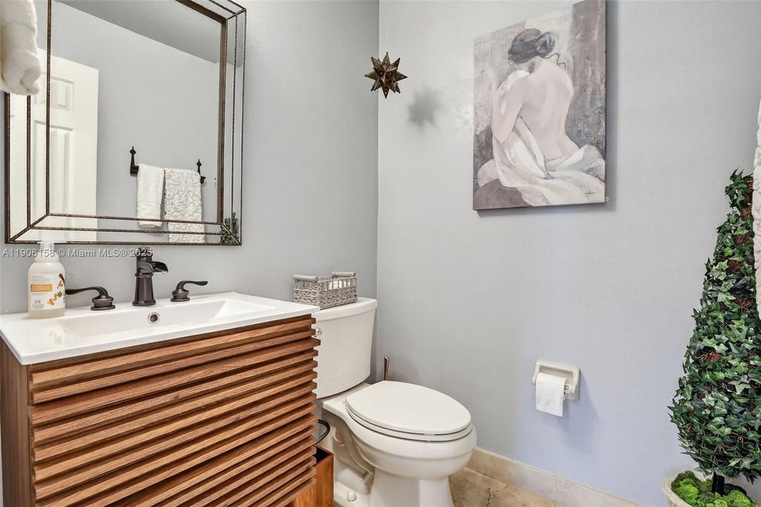 Active With Contract: $850,000 (4 beds, 2 baths, 2779 Square Feet)