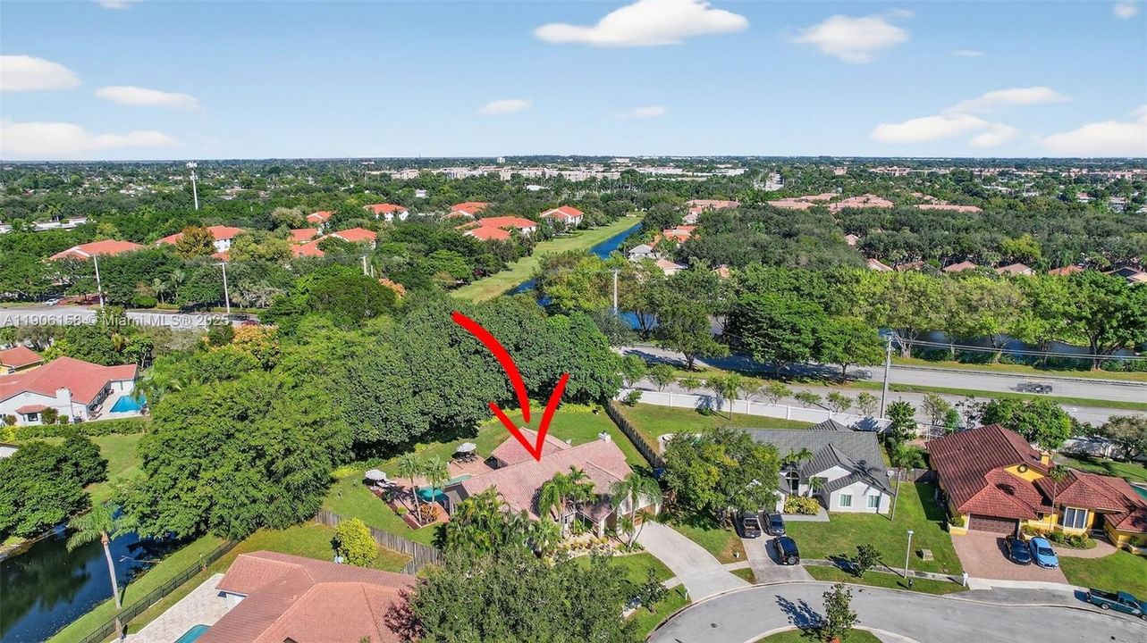 Active With Contract: $850,000 (4 beds, 2 baths, 2779 Square Feet)