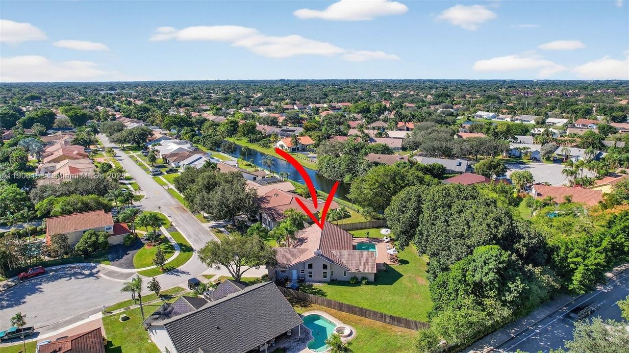 Active With Contract: $850,000 (4 beds, 2 baths, 2779 Square Feet)