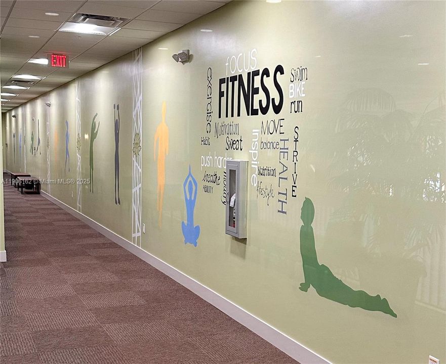 待售: $98,000 (1 贝兹, 1 浴室, 720 平方英尺)