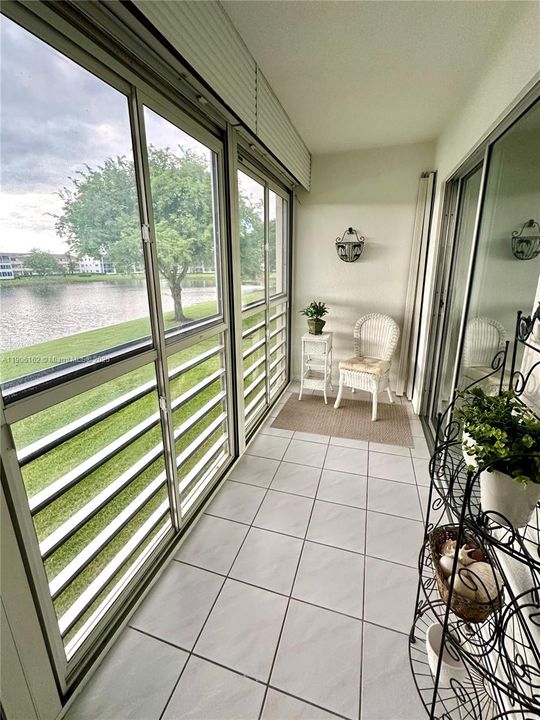 待售: $98,000 (1 贝兹, 1 浴室, 720 平方英尺)