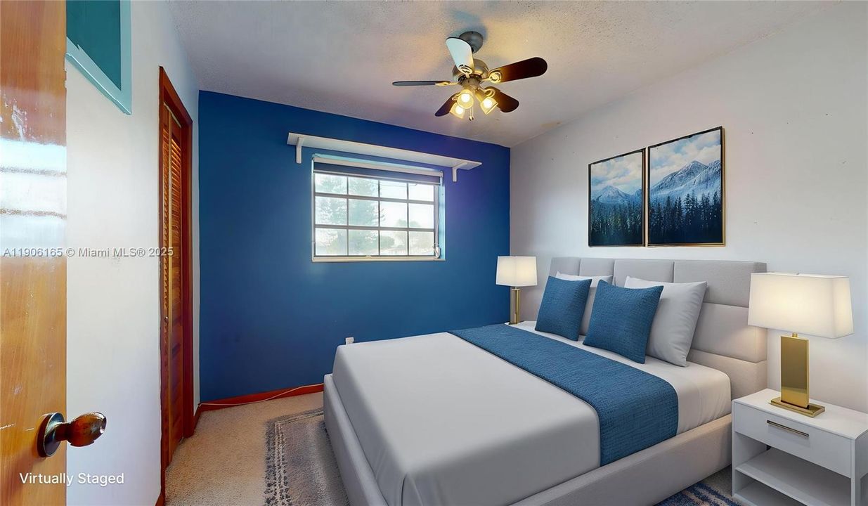 待售: $800,000 (4 贝兹, 3 浴室, 2061 平方英尺)