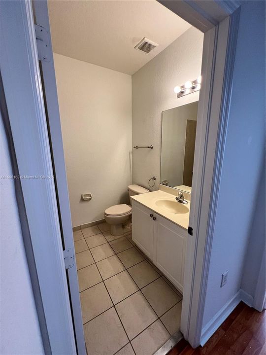 Active With Contract: $3,650 (4 beds, 2 baths, 1894 Square Feet)