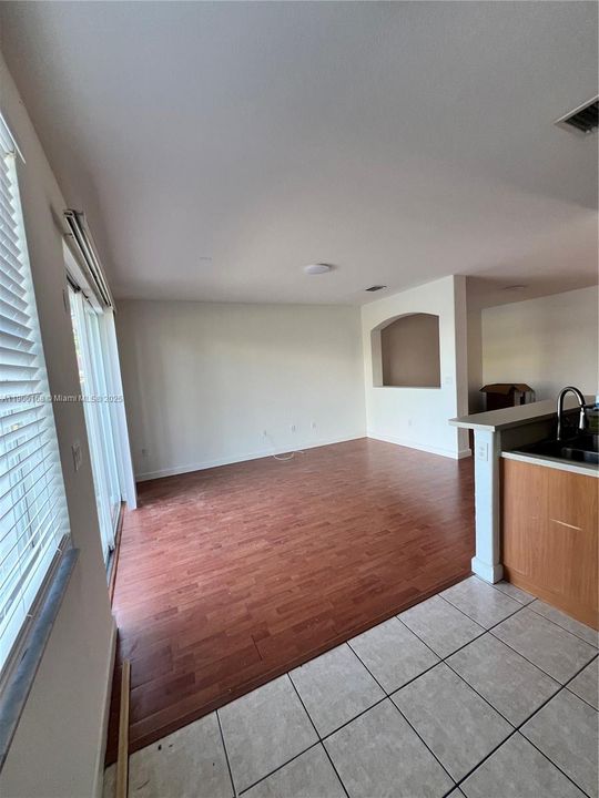 Active With Contract: $3,650 (4 beds, 2 baths, 1894 Square Feet)