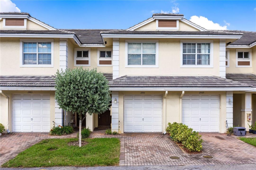 待售: $339,900 (2 贝兹, 2 浴室, 1424 平方英尺)