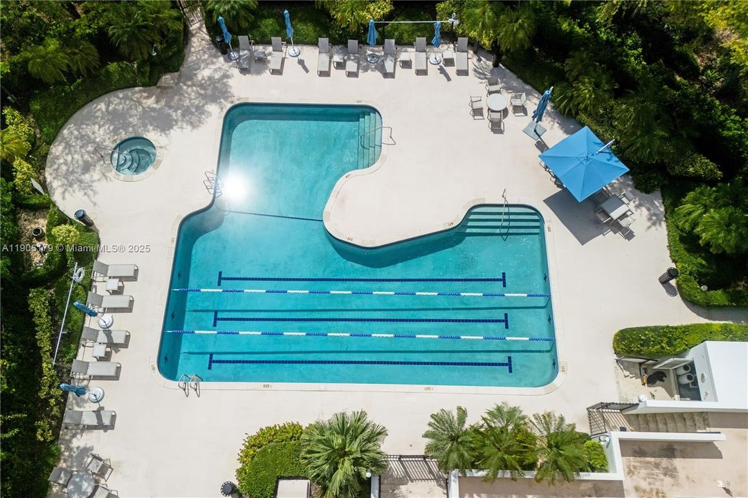 For Rent: $24,500 (6 beds, 6 baths, 5643 Square Feet)