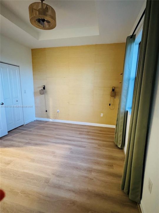 For Sale: $430,000 (3 beds, 3 baths, 1326 Square Feet)