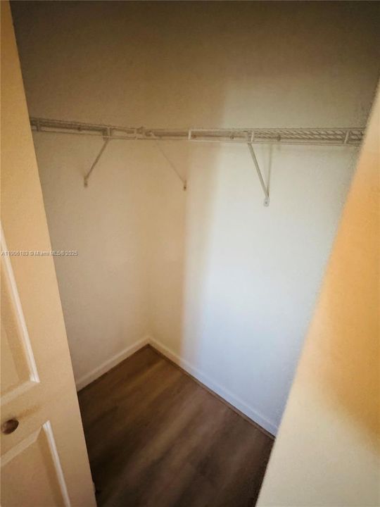 For Sale: $430,000 (3 beds, 3 baths, 1326 Square Feet)