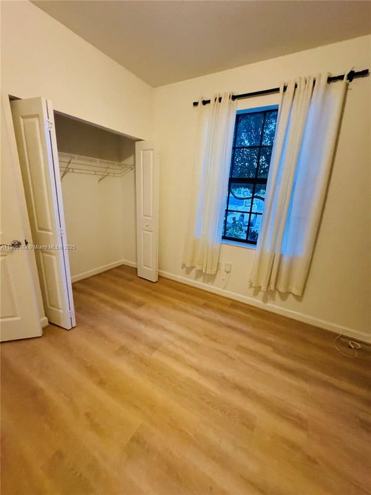 For Sale: $430,000 (3 beds, 3 baths, 1326 Square Feet)