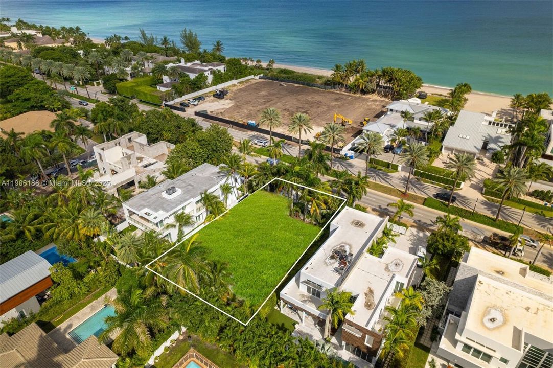 En Venta: $3,550,000 (4 camas, 3 baños, 2773 Pies cuadrados)