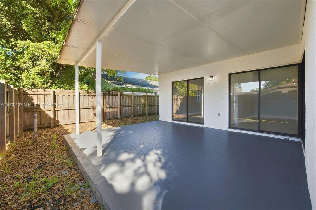 出租: $2,950 (3 贝兹, 2 浴室, 1379 平方英尺)