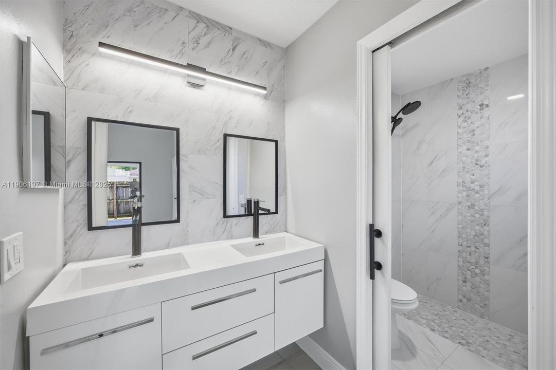 出租: $2,950 (3 贝兹, 2 浴室, 1379 平方英尺)