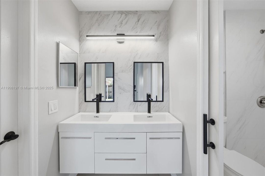 出租: $2,950 (3 贝兹, 2 浴室, 1379 平方英尺)