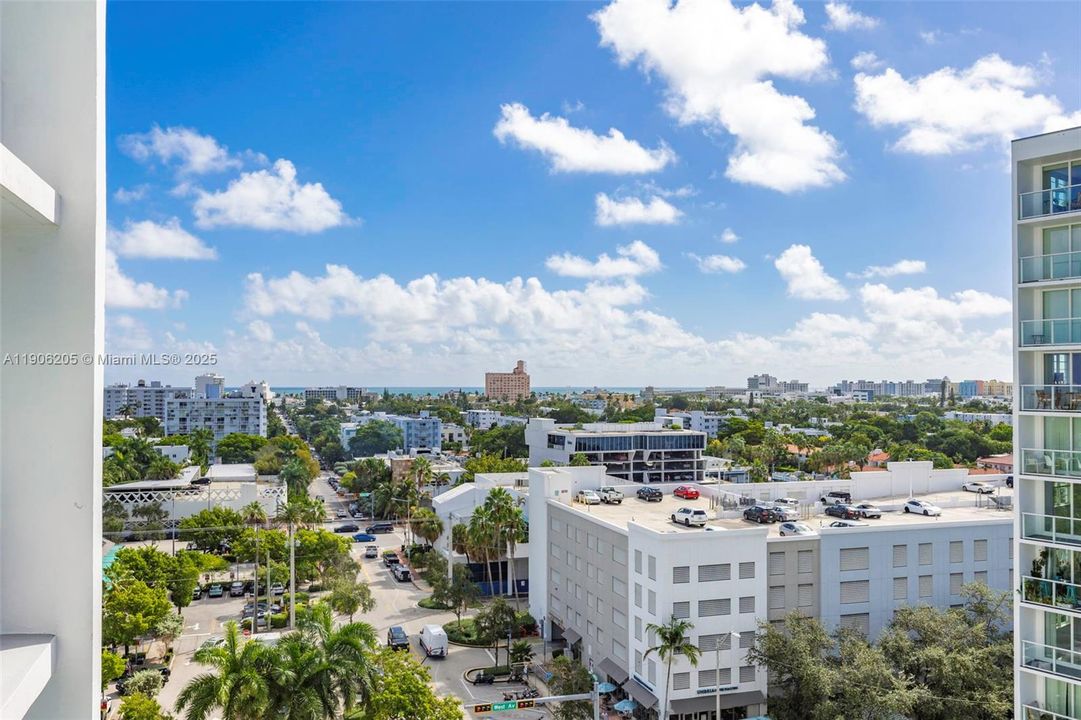 Recently Rented: $3,850 (1 beds, 1 baths, 969 Square Feet)