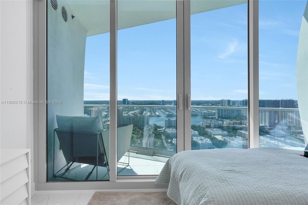 В аренду: $22,000 (3 спален, 4 ванн, 2511 Квадратных фут)