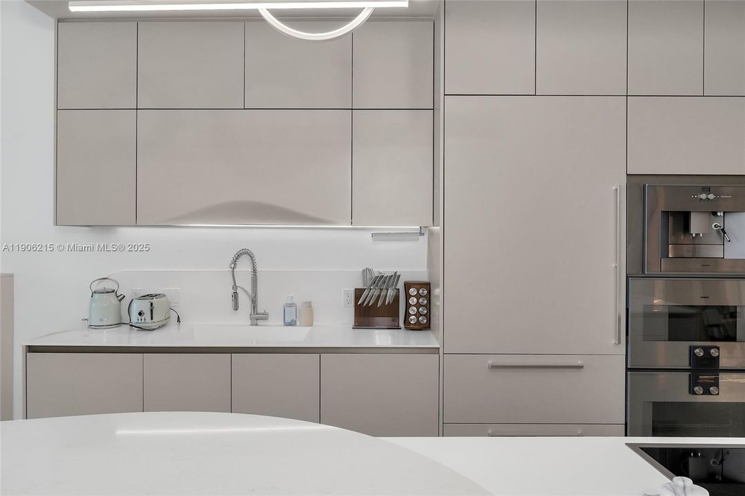 В аренду: $22,000 (3 спален, 4 ванн, 2511 Квадратных фут)