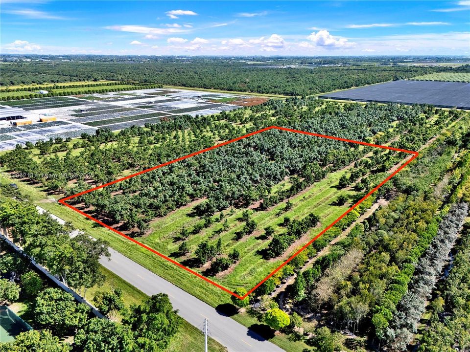 待售: $800,000 (0 贝兹, 0 浴室, 0 平方英尺)