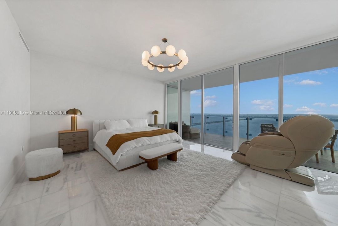 For Sale: $4,650,000 (4 beds, 6 baths, 3788 Square Feet)