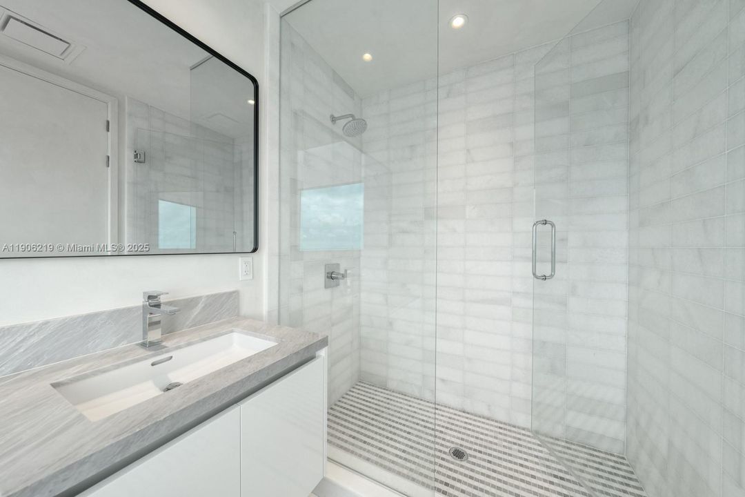 For Sale: $4,650,000 (4 beds, 6 baths, 3788 Square Feet)