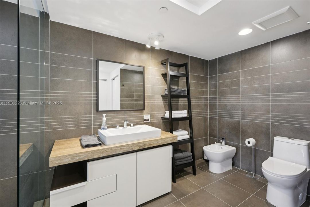 На продажу: $600,000 (1 спален, 1 ванн, 748 Квадратных фут)