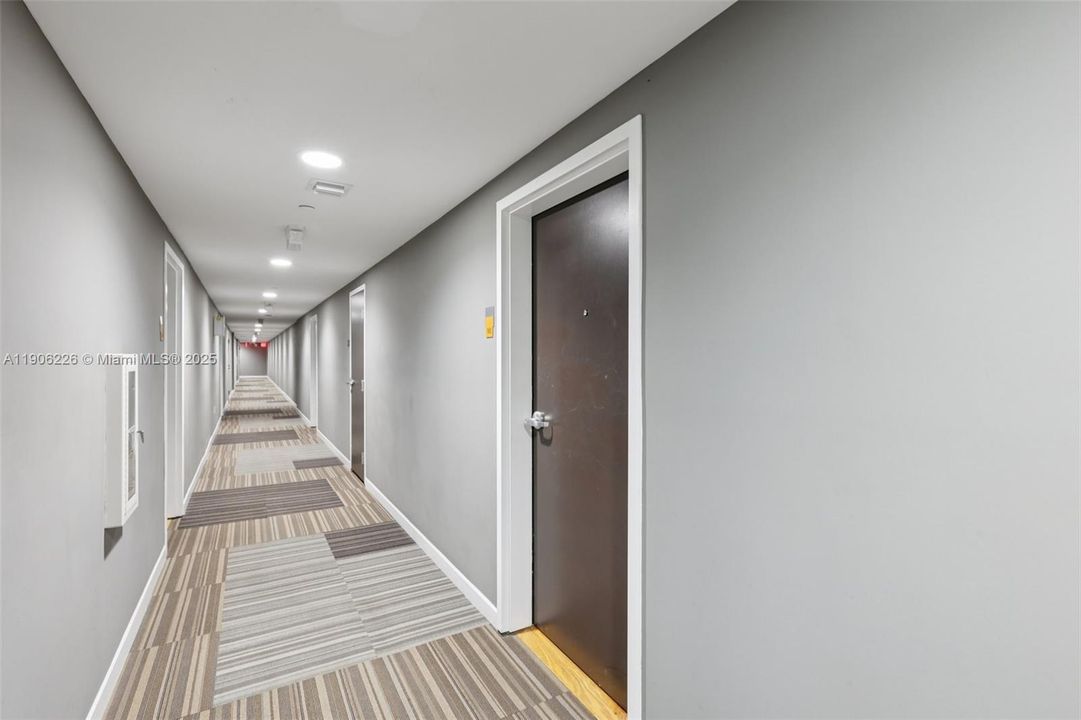 На продажу: $600,000 (1 спален, 1 ванн, 748 Квадратных фут)